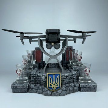 Оригінальний подарунок для оператора бпла, мінібар ручної роботи з моделлю дрона Мавік зі скидом ВОГів 11585-3 фото