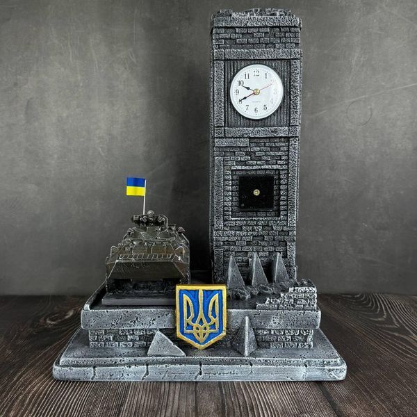 Підставка з годинником БТР-82А, подарунковий сувенір для військового з місцем під шеврон 11409 фото