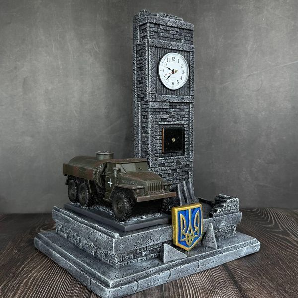 Декор для дому підставка годинник з автозаправником Урал-4320, мілітарі сувенір на подарунок чоловікові 11436 фото