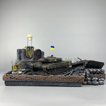 Подарунковий набір для чоловіка військового, гіпсовий мінібар ручної роботи з танком Leopard 2A6 11509-2 фото