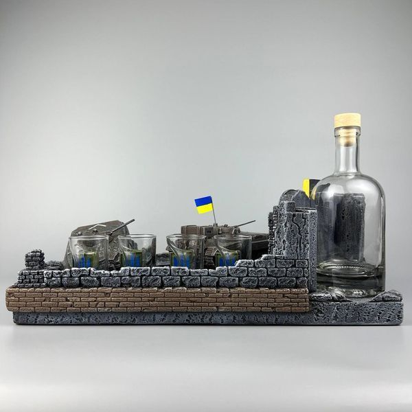 Оригінальний мінібар "Український БМП-2" ручної роботи, підставка під міцні напої на подарунок офіцеру 11521-2 фото